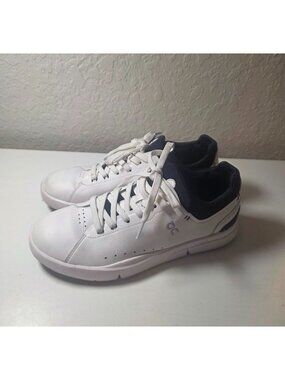 On Running On Cloud The Roger Advantage Ladies 8.5 White Tennis Shoes Sneakers